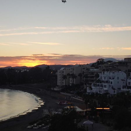 Ferienwohnung Front Sea View Penthouse Estepona Exterior foto