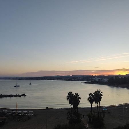 Ferienwohnung Front Sea View Penthouse Estepona Exterior foto