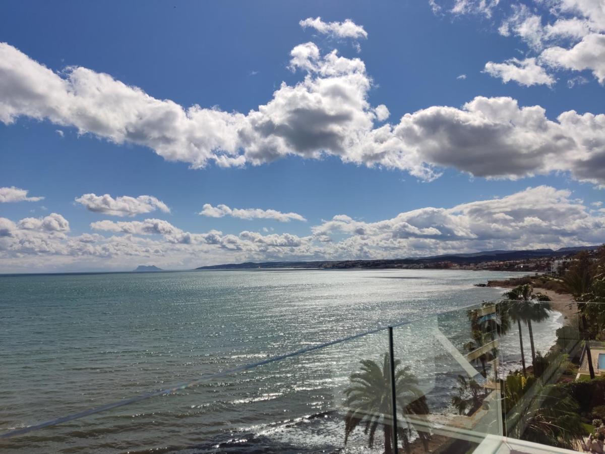 Ferienwohnung Front Sea View Penthouse Estepona Exterior foto