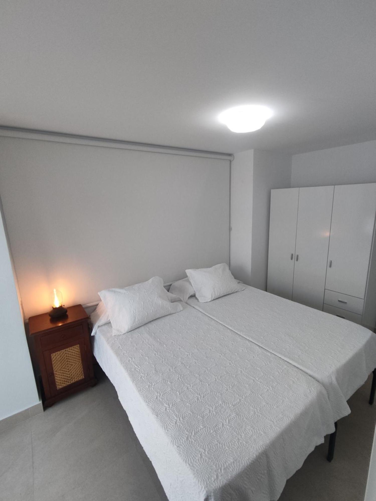 Ferienwohnung Front Sea View Penthouse Estepona Exterior foto